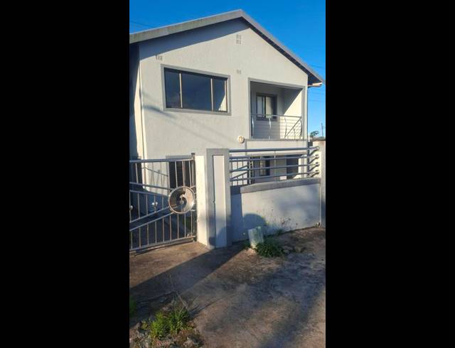 3 BEDROOM HOUSE FOR SALE IN BAYVIEW
